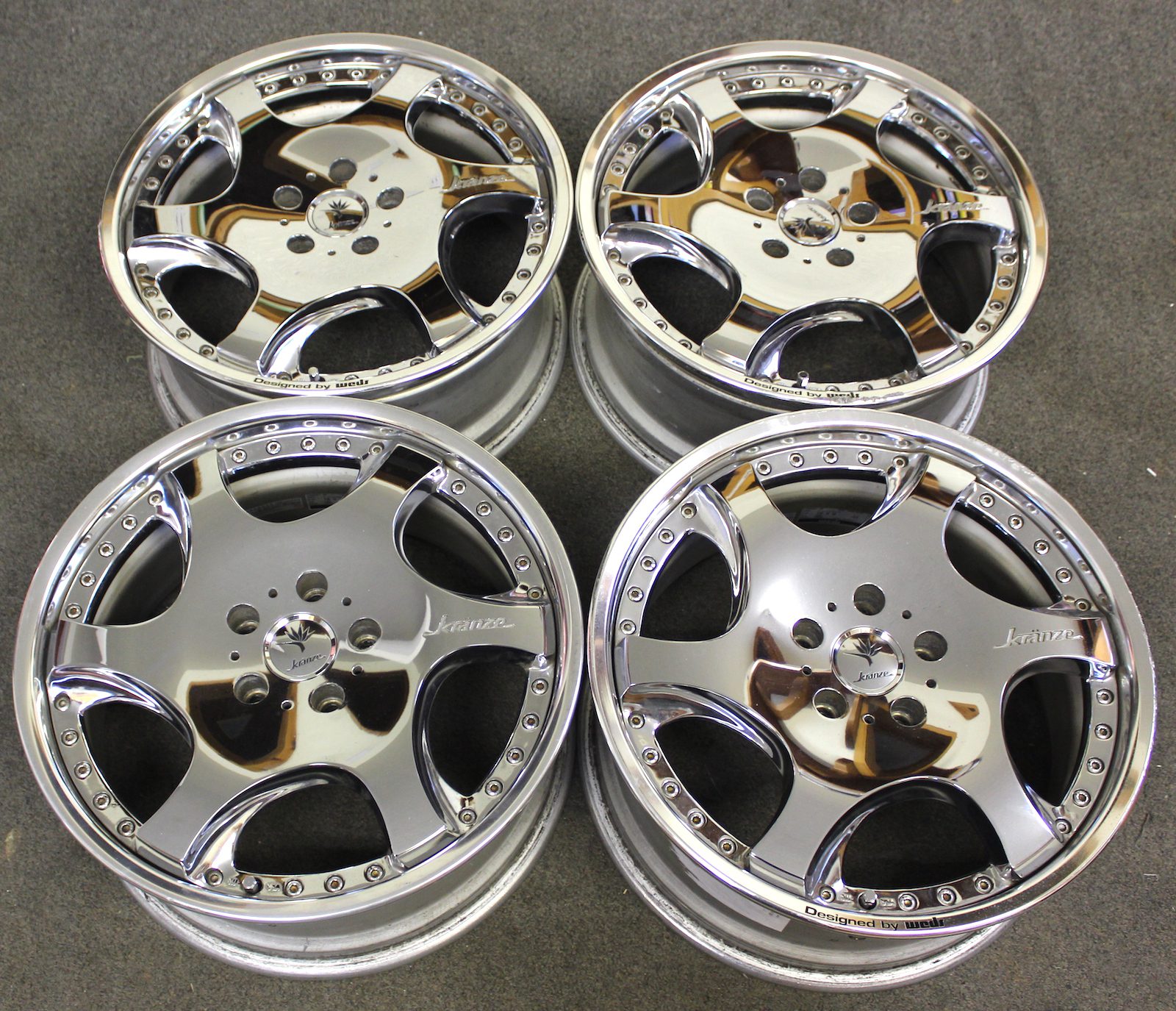 Set of 4 wheels Color: chrome Lug Pattern: 5×114.3 Hub Bore: 73mm ...